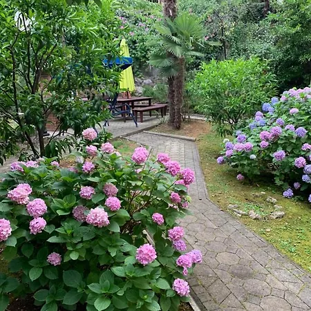 Dante Alighieri Lägenhet Opatija