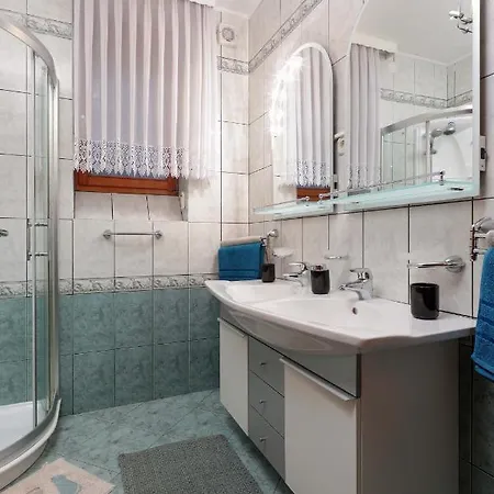 Dante Alighieri Lägenhet